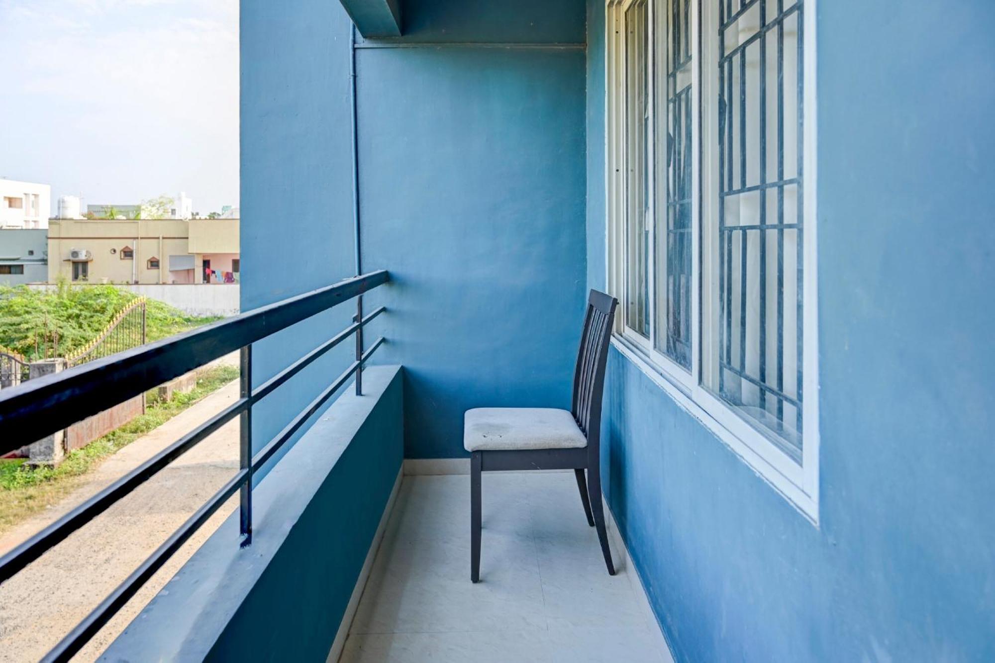 Hotel Live As Chn727 Gūduvāncheri Exteriér fotografie